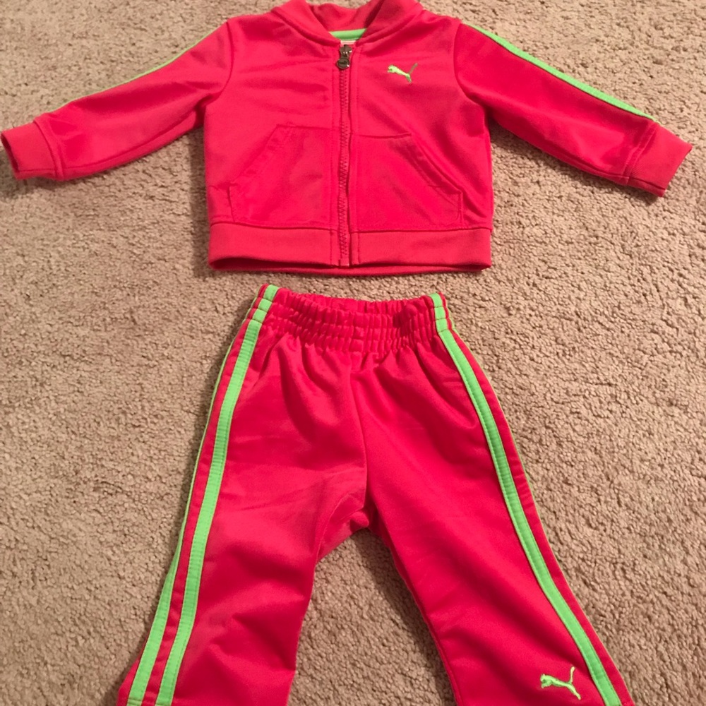 Girls Puma Track Suit EUC